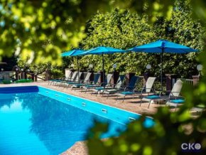 Поляна Сказок Отельный Комплекс