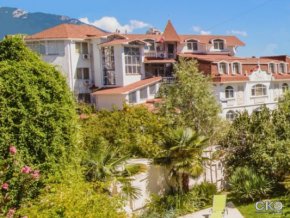 Ялтинский дворик Гостевой дом