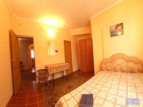 Ялтинский дворик Гостевой дом