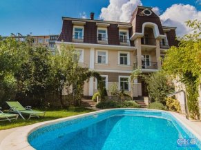 Каштановый Особняк отель