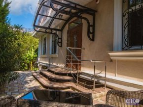 Каштановый Особняк отель