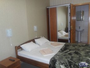 Крымская Ницца гостиница