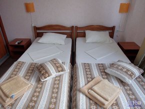 Крымская Ницца гостиница