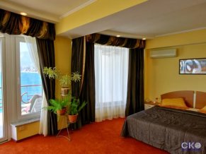 Яхт-Клуб Ялта отель