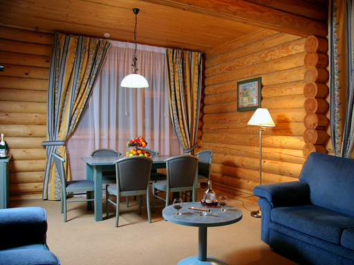 Истра Холидей