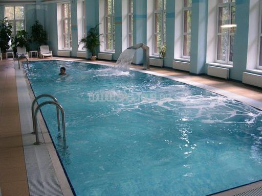 Истра Холидей