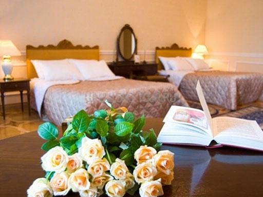 Джуниор Сьют