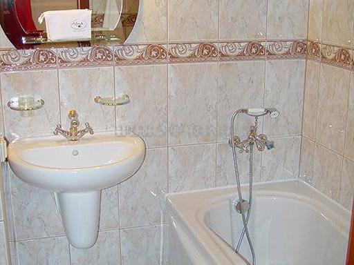 Ванная комната в полулюксе