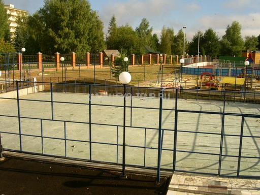 Спортивная площадка