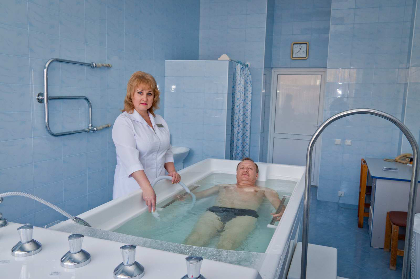 Подводный массаж