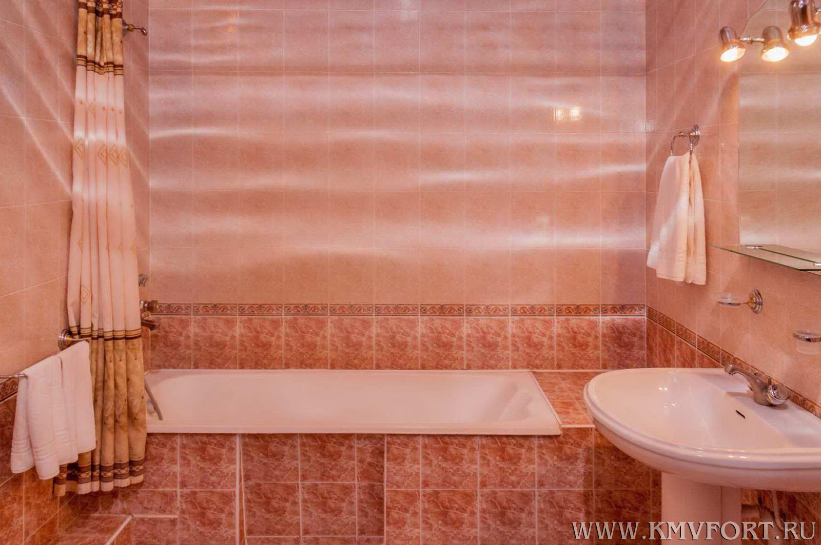 Санузел улучшенных номеров