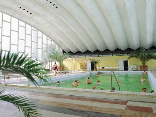 Бассейн крытый