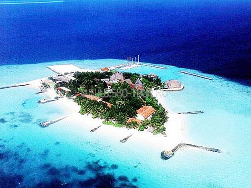 Giravaru Island Resort