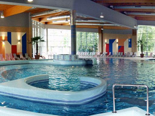 Бассейн закрытый