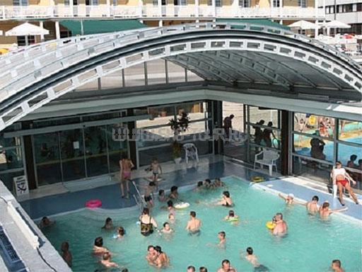 Бассейн открытый