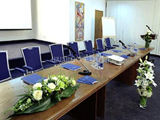 Конференц-зал