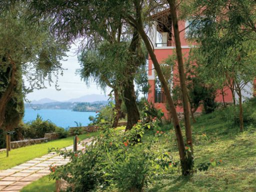 На территории отеля