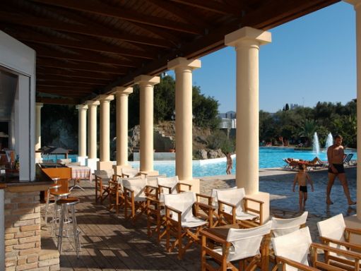 В ресторане