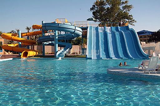 Аквапарк, площадью 1500 кв. м. СПА отель «Прометей клуб» Сочи Лазаревское