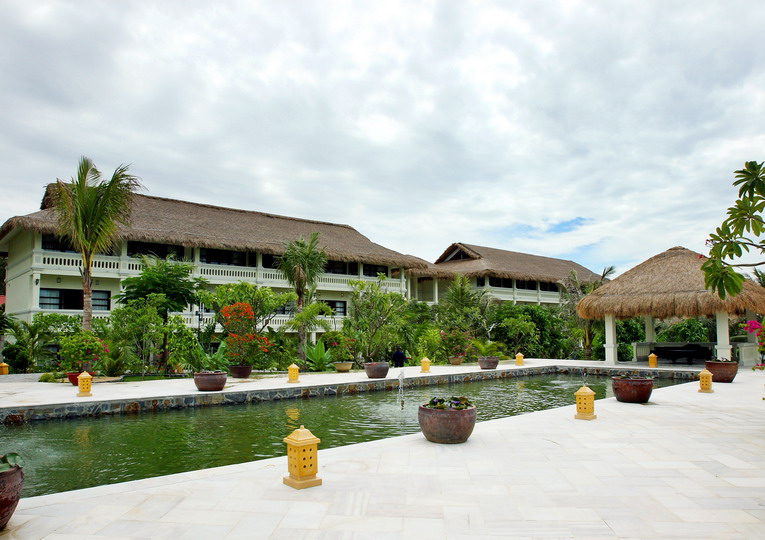 Allezboo Beach Resort and Spa