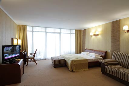 Отель Респект Холл