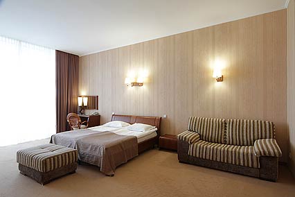 Отель Респект Холл