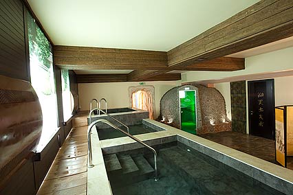 Отель Респект Холл