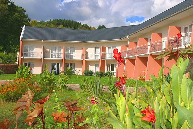 гостиница «Ватерлоо»  Лоо