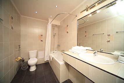 Дельмонт отель