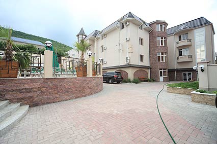 Дельмонт отель