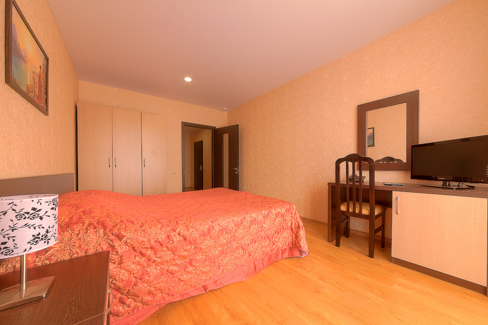 Люкс спальня Отель «Гранд Круиз»