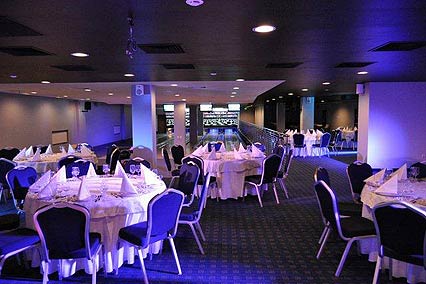 Боулинг-бар