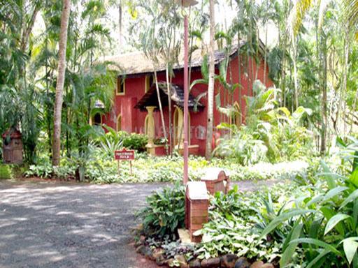 Территория отеля