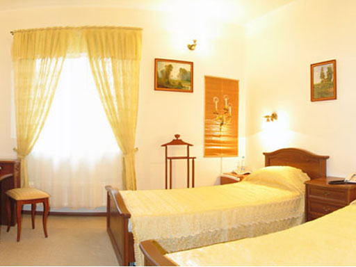 Терем (на 20 человек). Колкуново база отдыха