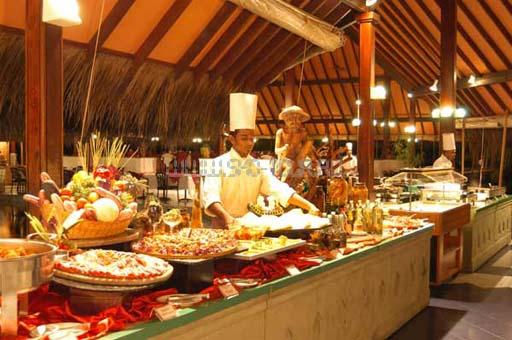 Ресторан Отель Adaaran Club Rannalhi 4 *