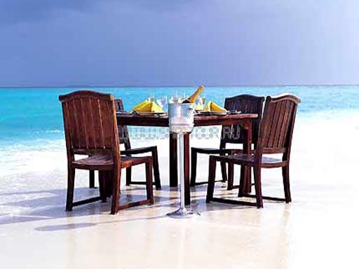 Приватный ужин на пляже Отель Banyan Tree Maldives Vabbinfaru 5