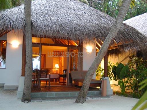 Deluxe, вид снаружи Baros Maldives 5 *