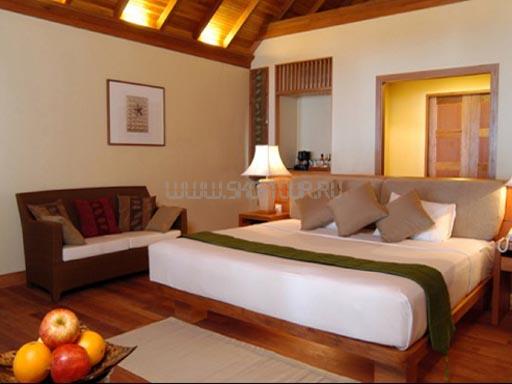 Deluxe, Baros Maldives 5 *